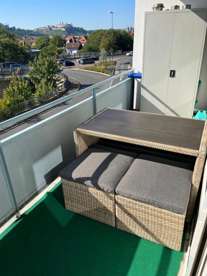 Schoenes Apartment Mit Festungsblick - Free Parking - 维尔茨堡 外观 照片